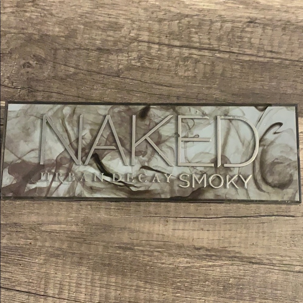 Naked Urban Decay Smoky palette